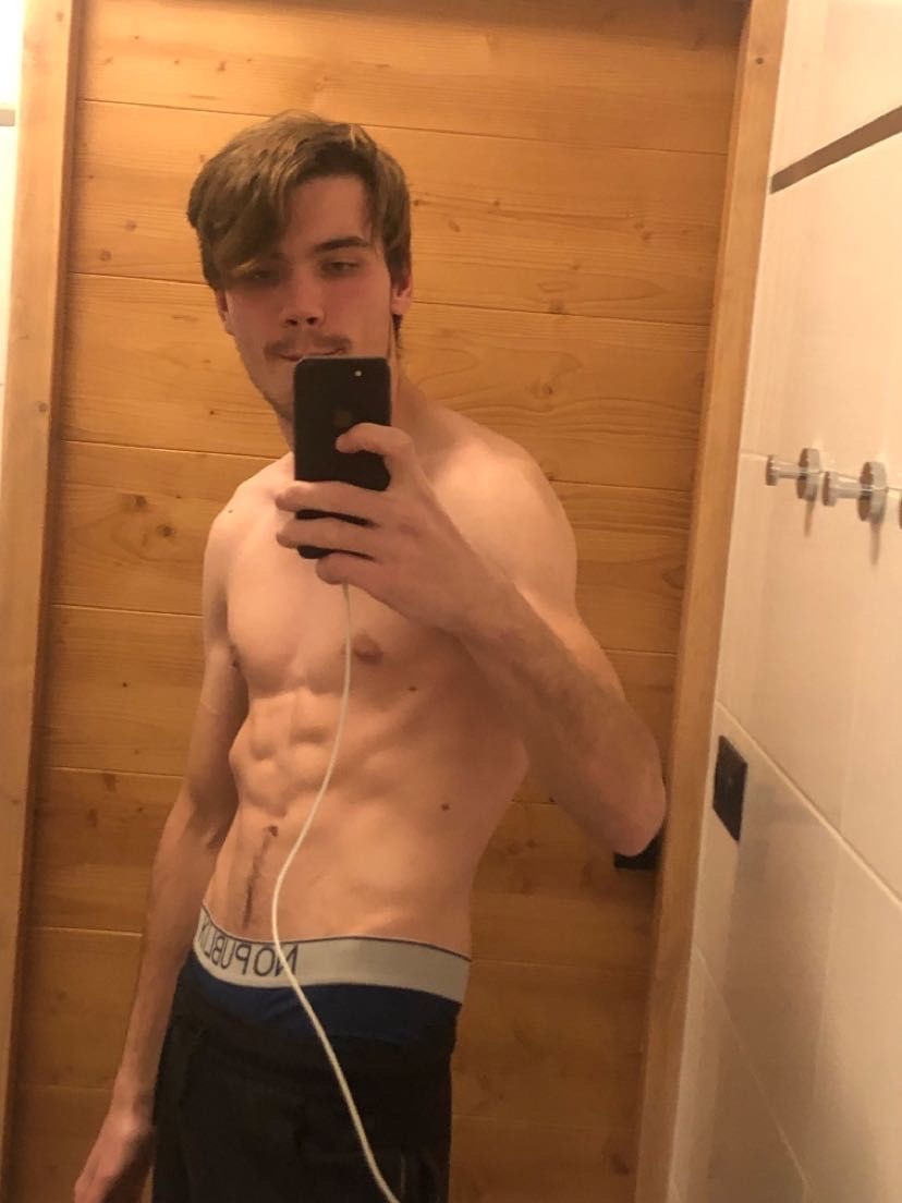 Profil de Junot, 23 ans, Cruising gay à Gelfingen