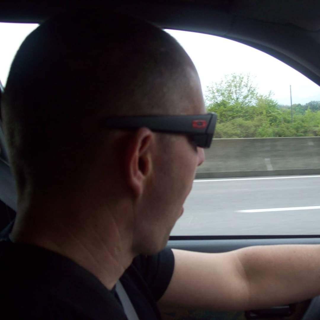 Profil de Hilel, 54 ans, Cruising gay à Lüscherz