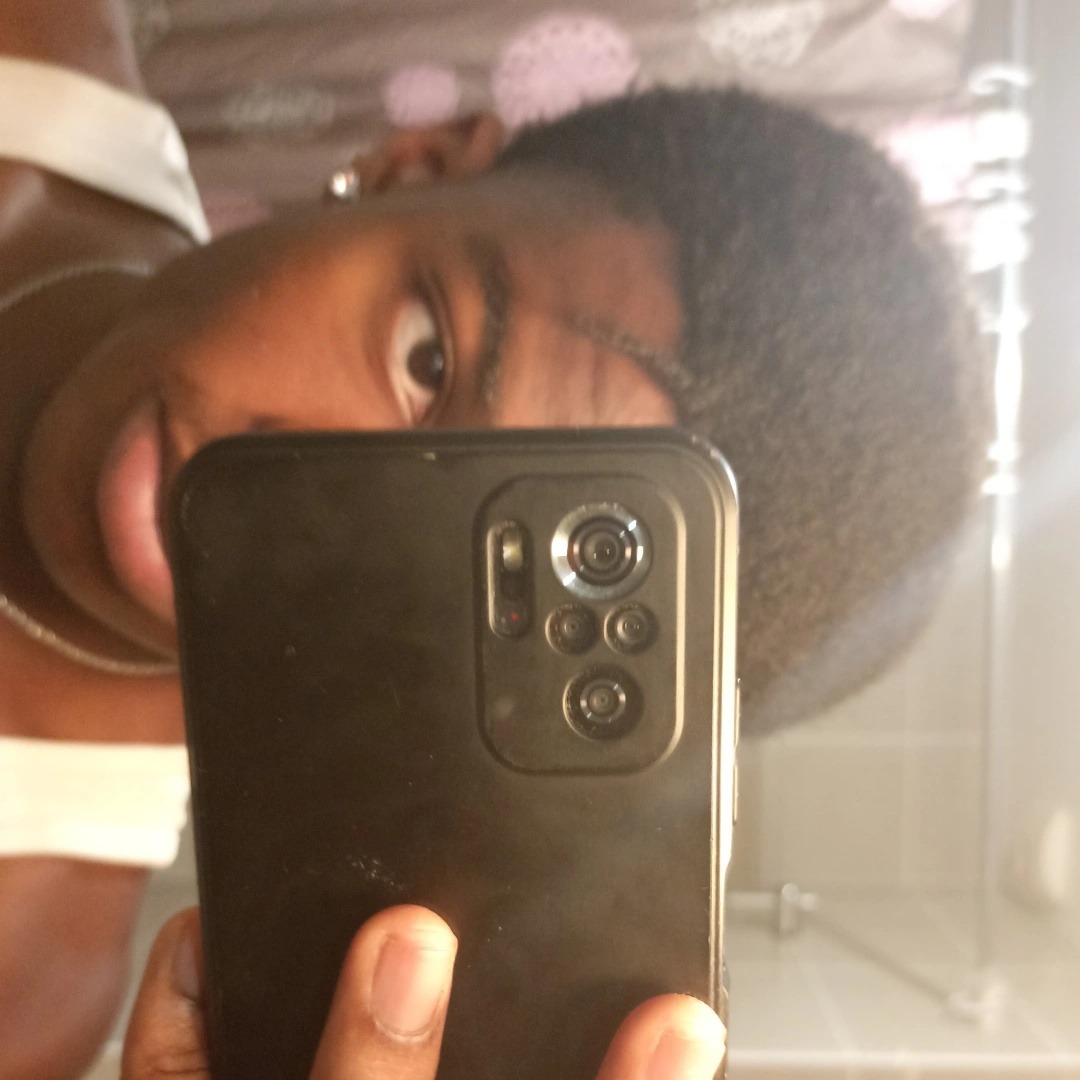 Profil de Elliot, 21 ans, Cruising gay à Rüegsbach