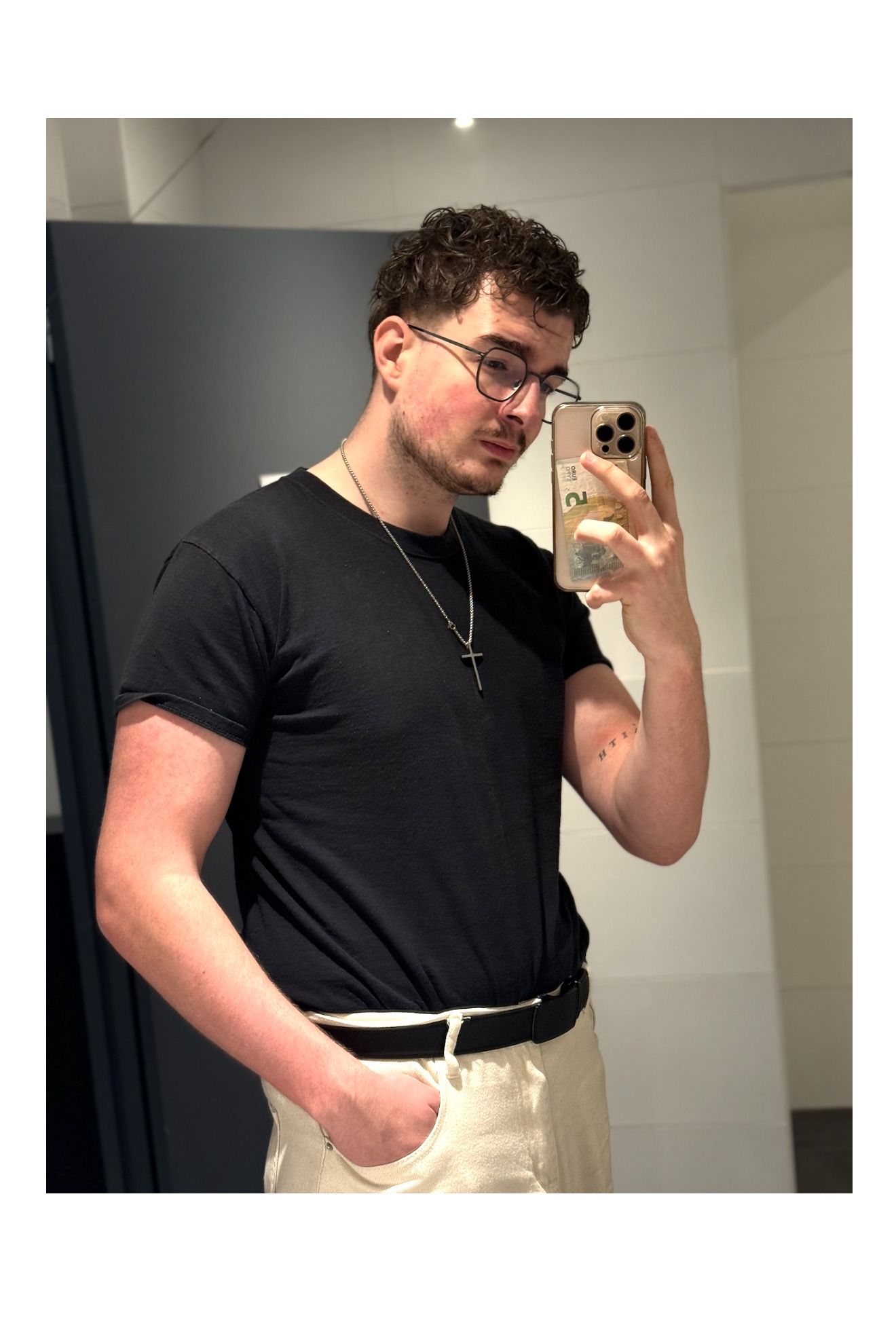Profil de Rogerio, 21 ans, Cruising gay à Loc