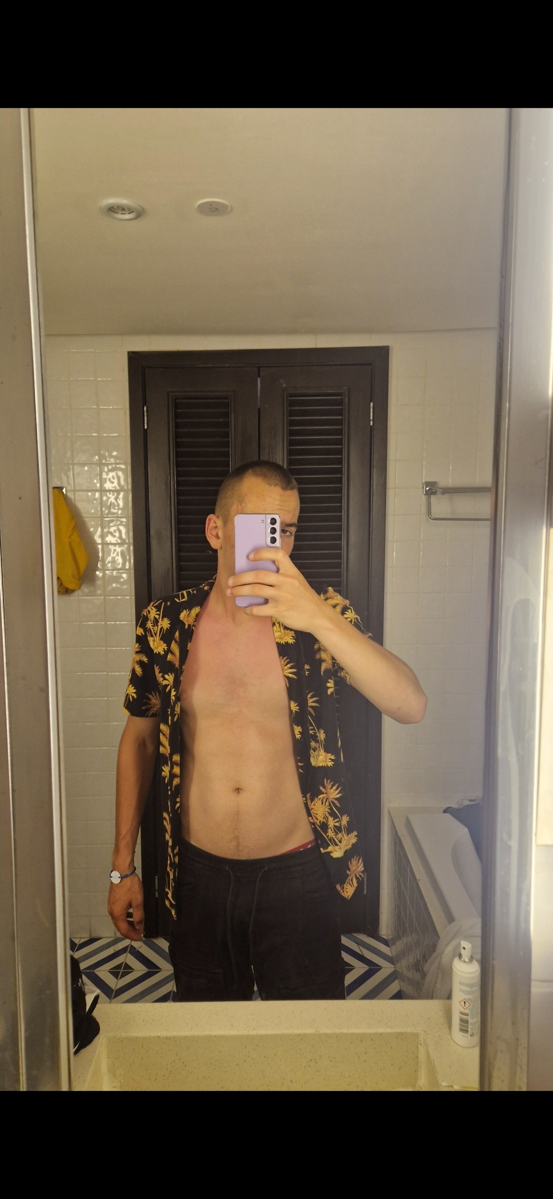 Profil de Almamy, 20 ans, Cruising gay à Eigergletscher