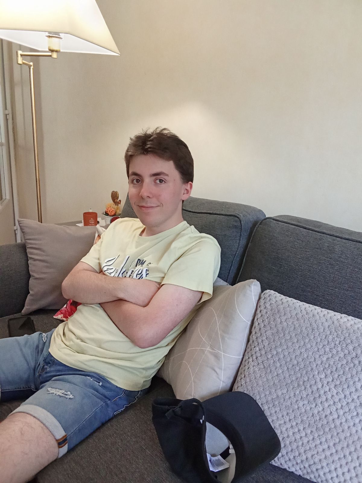 Profil de Ridouan, 18 ans, Cruising gay à Rovio