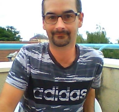 Profil de Ayoub, 44 ans, Cruising gay à Font