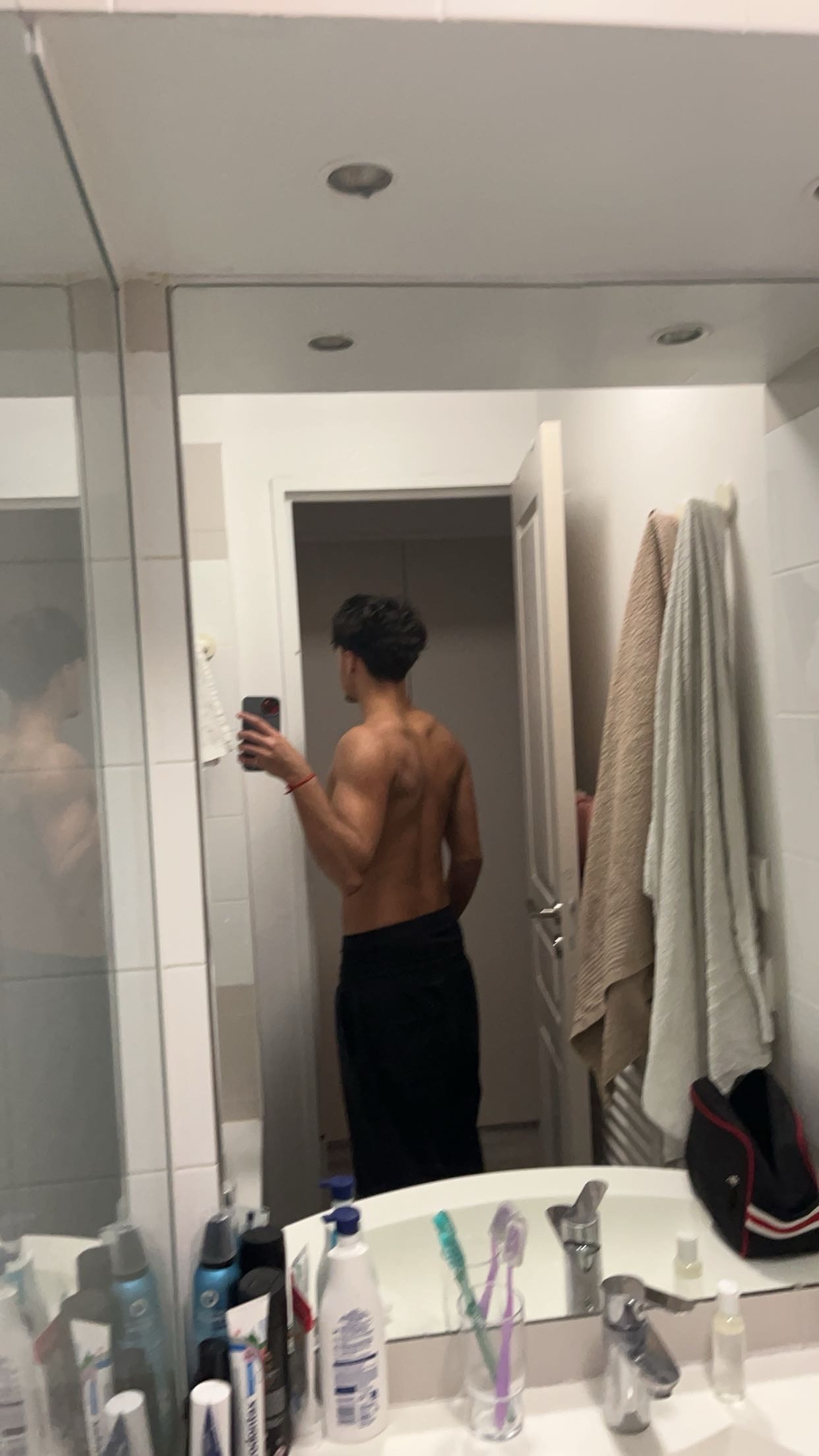 Profil de Alexander, 19 ans, Cruising gay à Kleinwangen