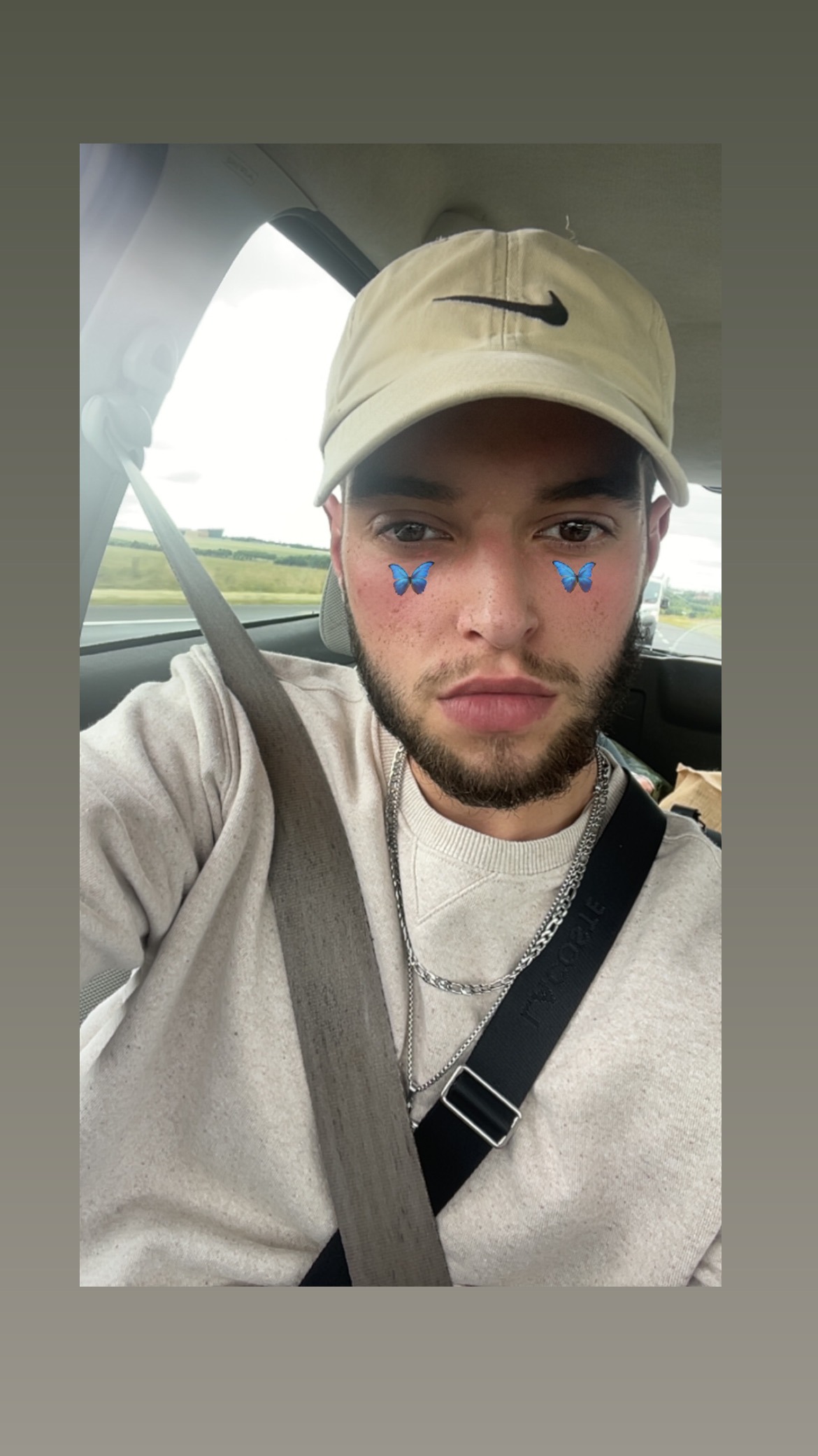Profil de Falco, 24 ans, Cruising gay à Muriaux