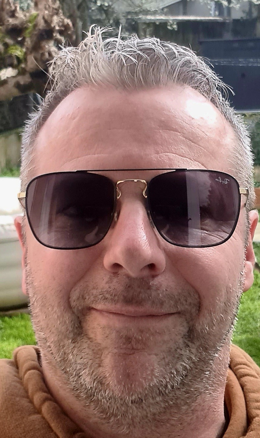 Profil de Josue, 55 ans, Cruising gay à Hemmiken