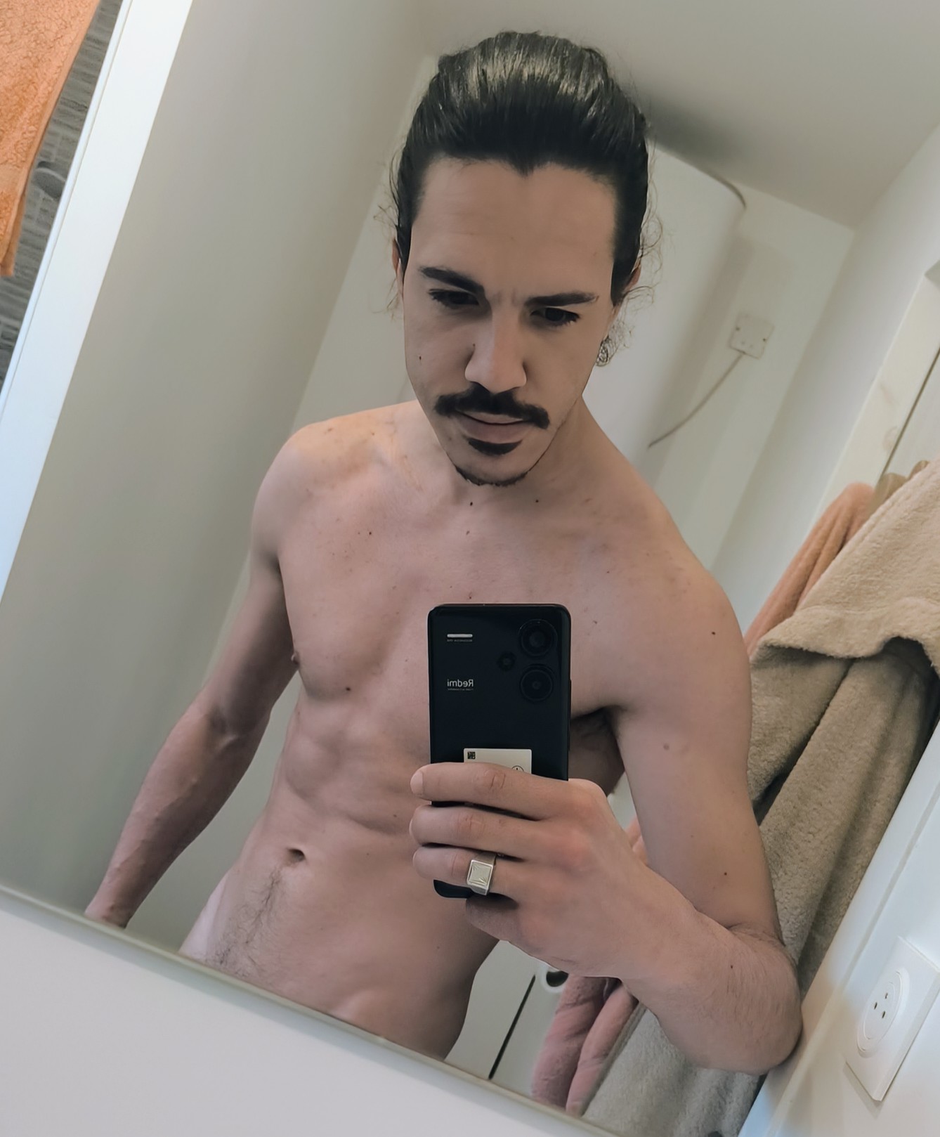 Profil de Mikis, 30 ans, Cruising gay à Kandergrund