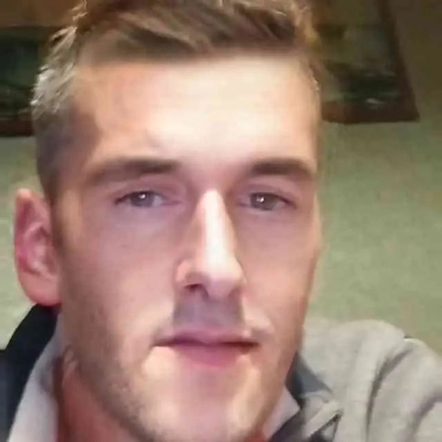 Profil de Coriolan, 35 ans, Cruising gay à Fislisbach