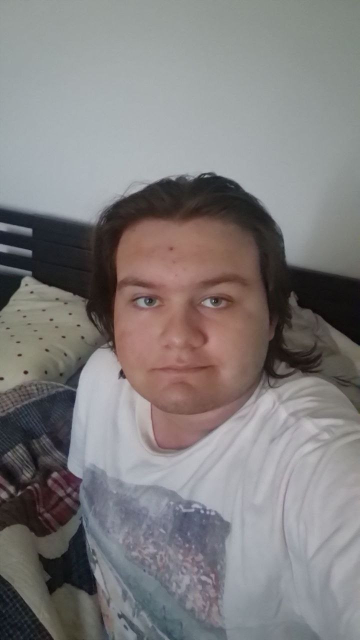 Profil de Waren, 19 ans, Cruising gay à Mauensee