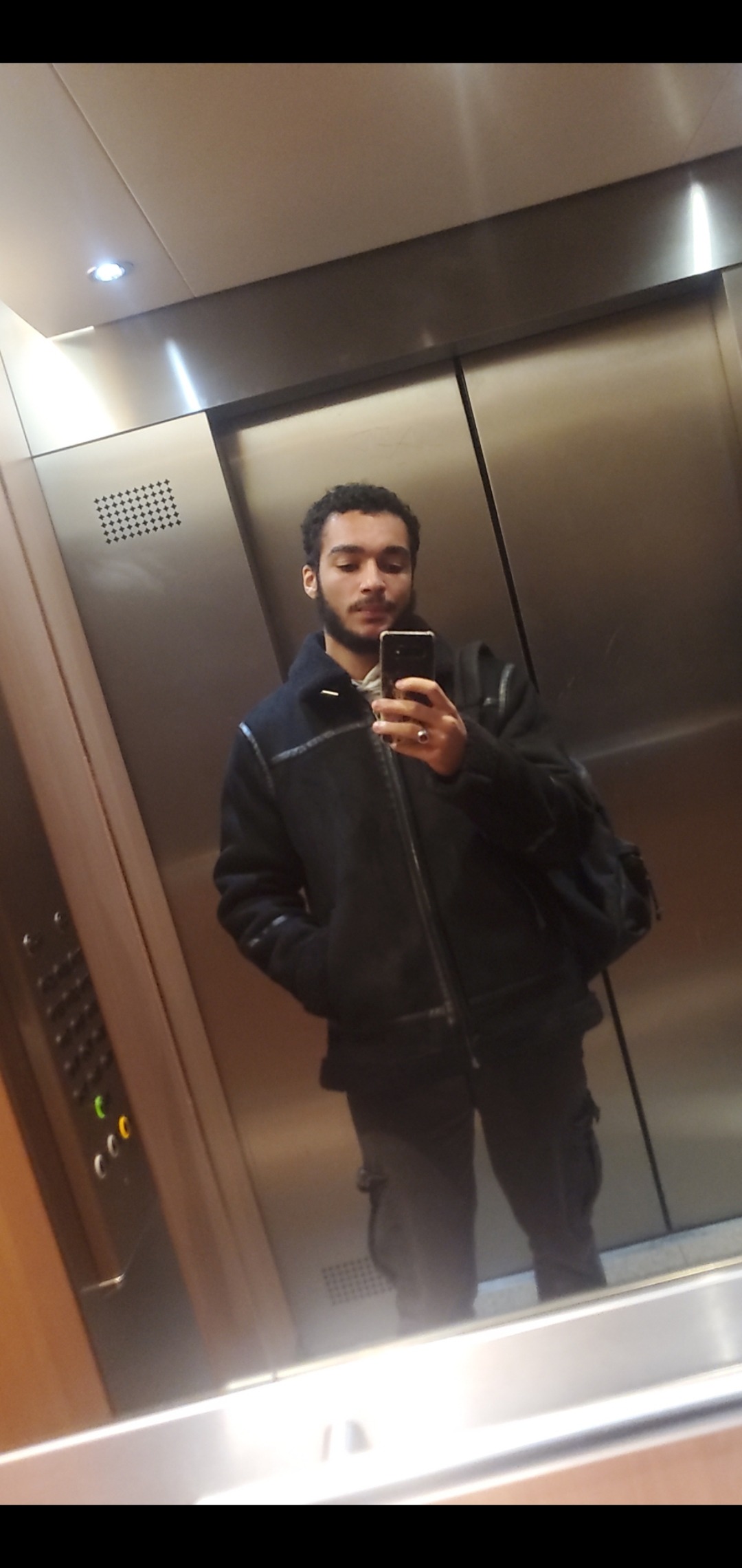 Profil de Celien, 20 ans, Cruising gay à Messen