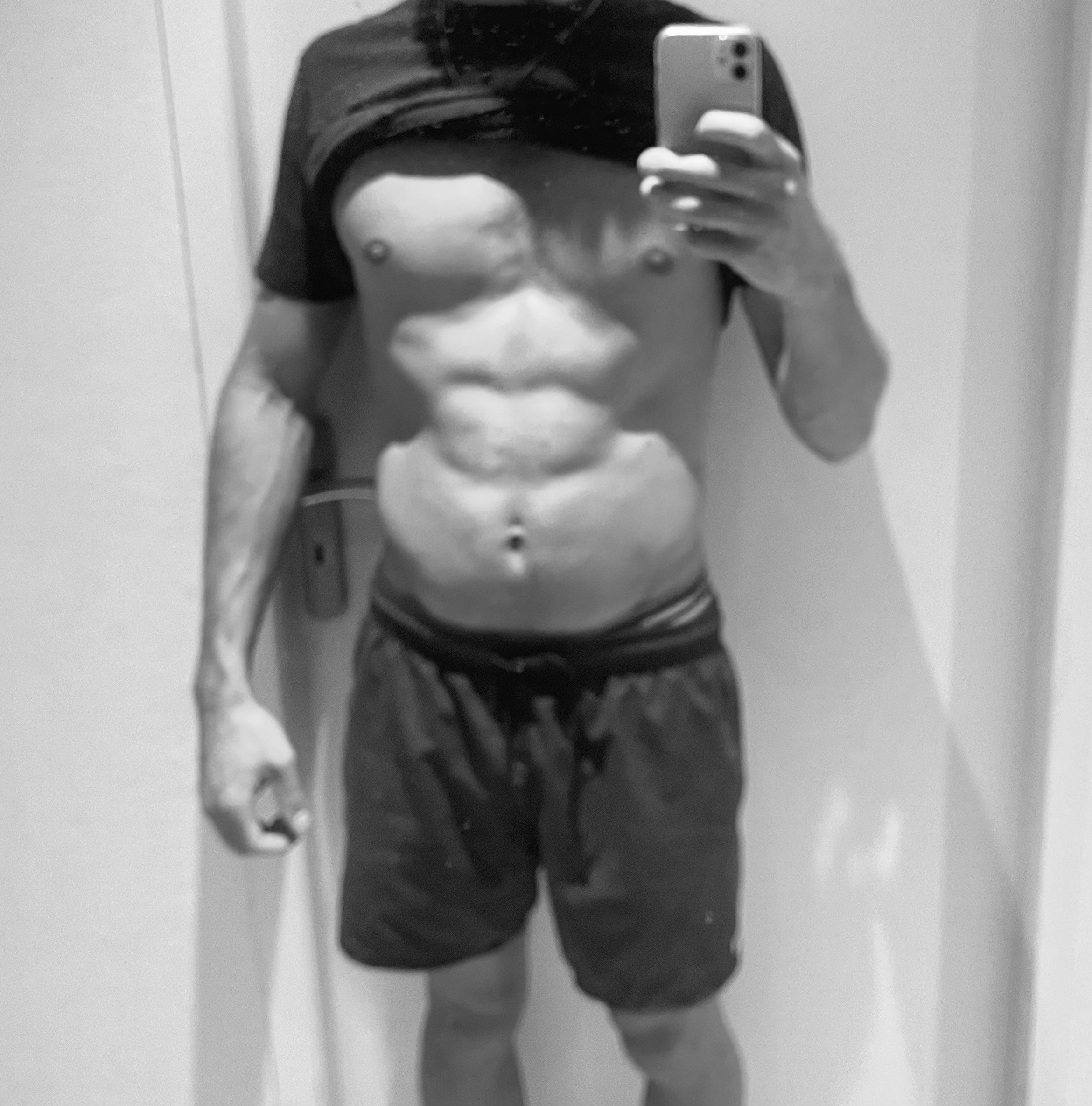 Profil de Soilihi, 25 ans, Cruising gay à Pampigny