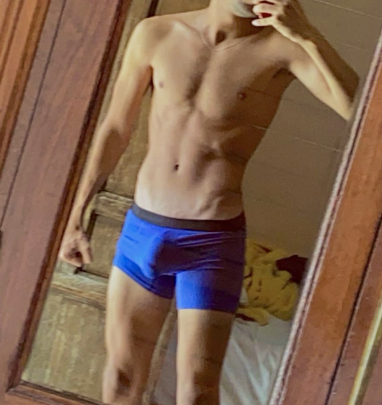 Profil de Tertullien, 27 ans, Cruising gay à Bargen BE