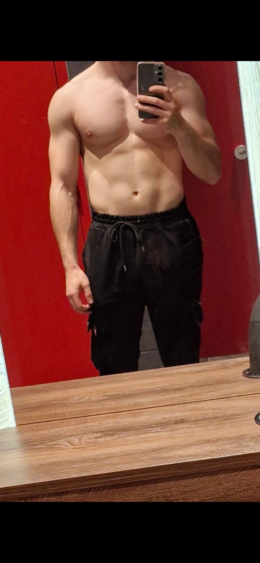 Profil de Keurtys, 24 ans, Cruising gay à Rennaz