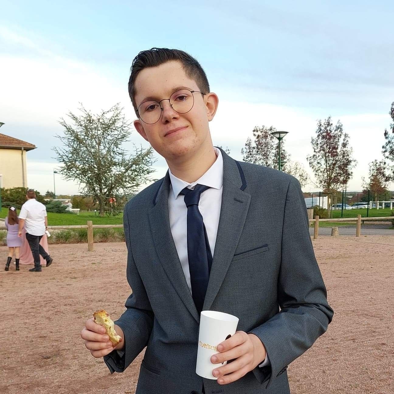 Profil de Ziade, 21 ans, Cruising gay à Premier