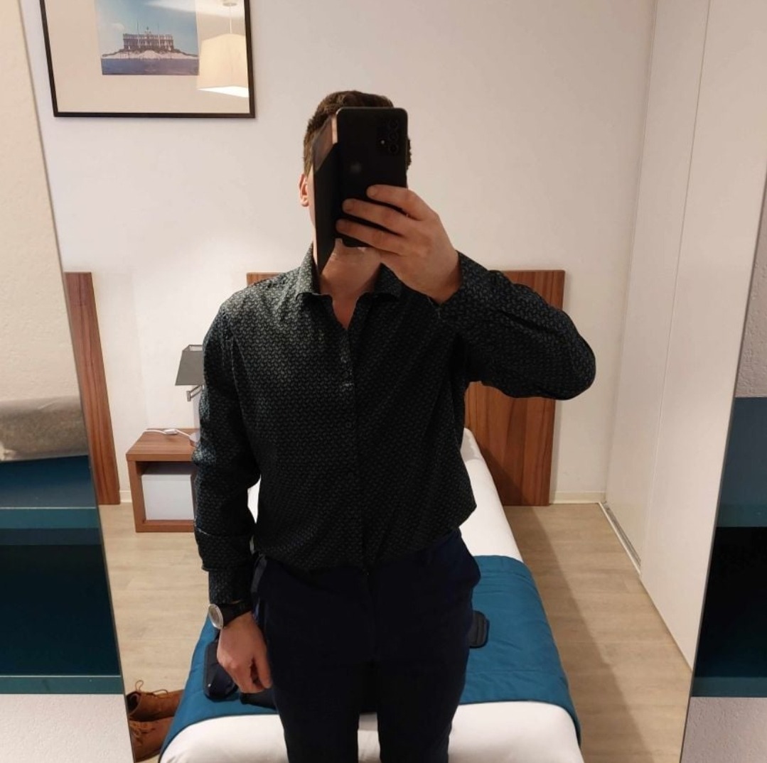 Profil de Mounaim, 41 ans, Cruising gay à Gampelen