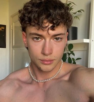 Profil de Railey, 22 ans, Cruising gay à Nebikon