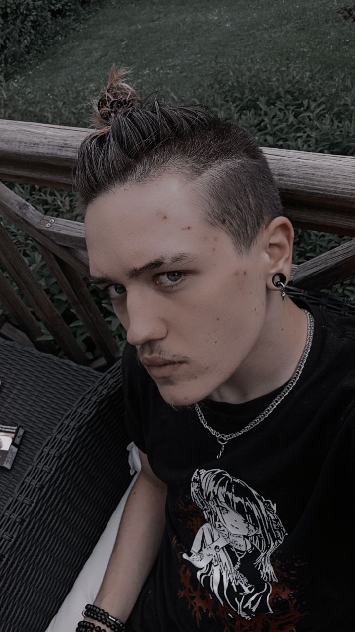 Profil de Louis-gabriel, 20 ans, Cruising gay à Fislisbach
