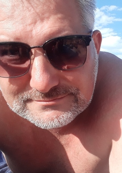 Profil de Tibère, 51 ans, Cruising gay à Vuarrens