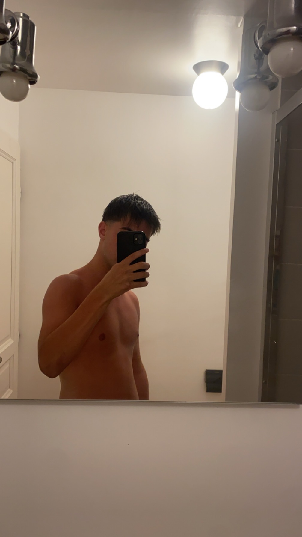 Profil de Doudou, 18 ans, Cruising gay à Mürren