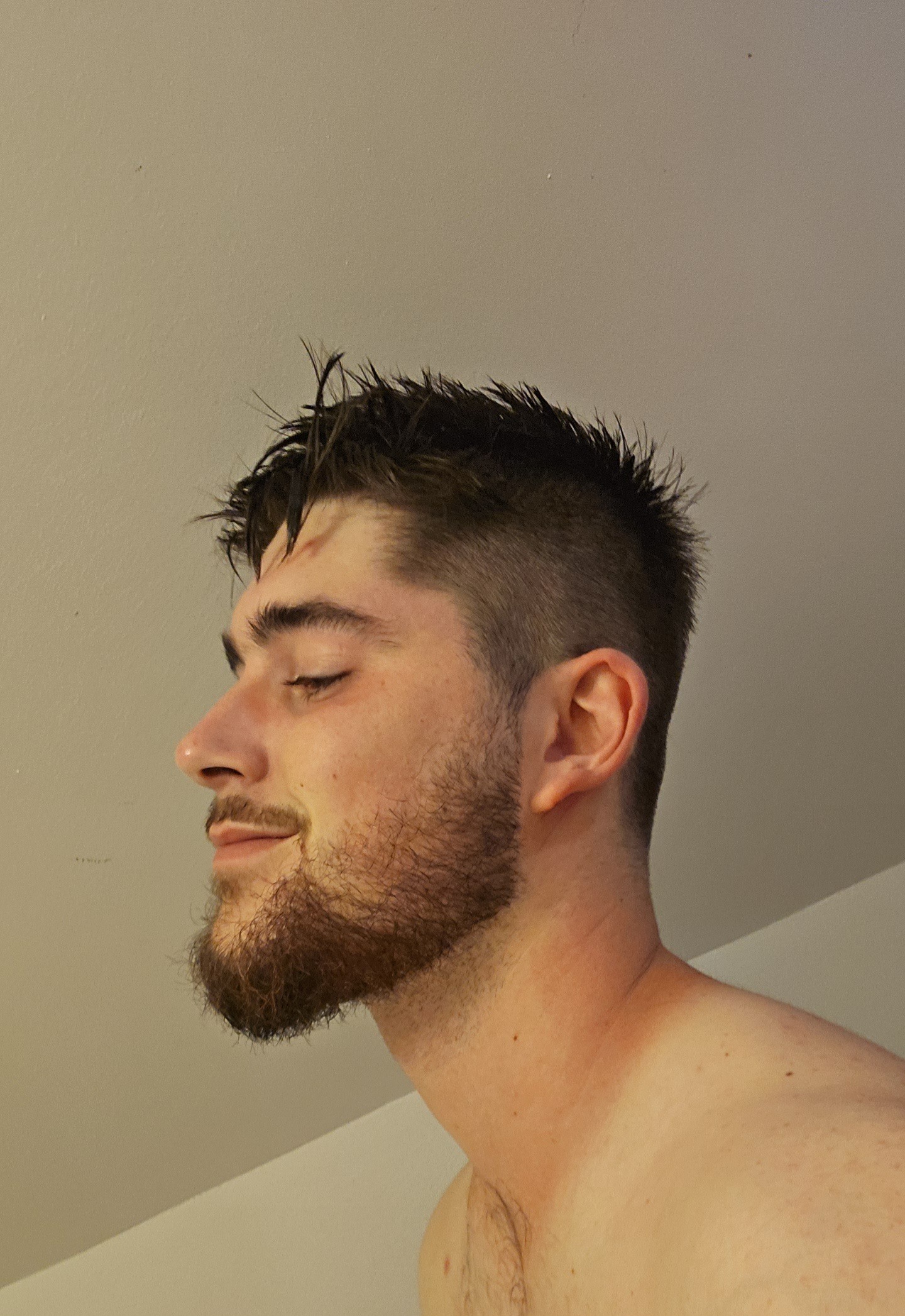 Profil de Léon, 25 ans, Cruising gay à Tann