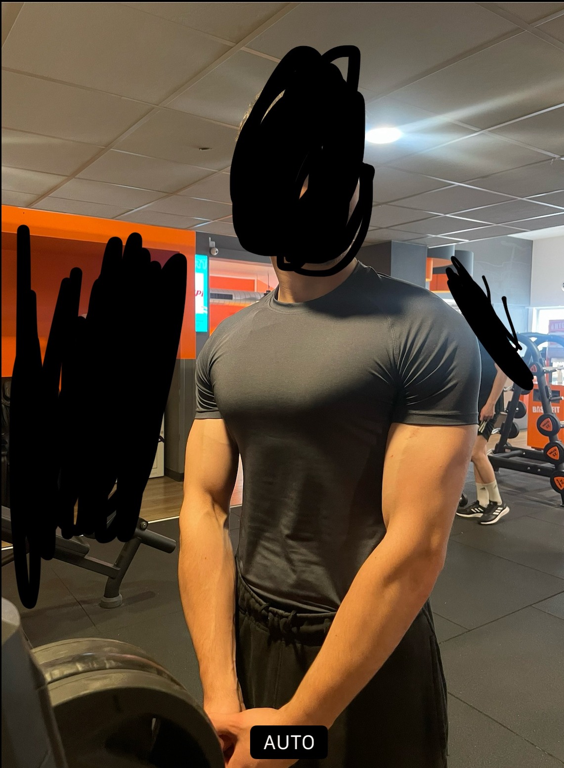 Profil de Manoah, 20 ans, Cruising gay à Muolen