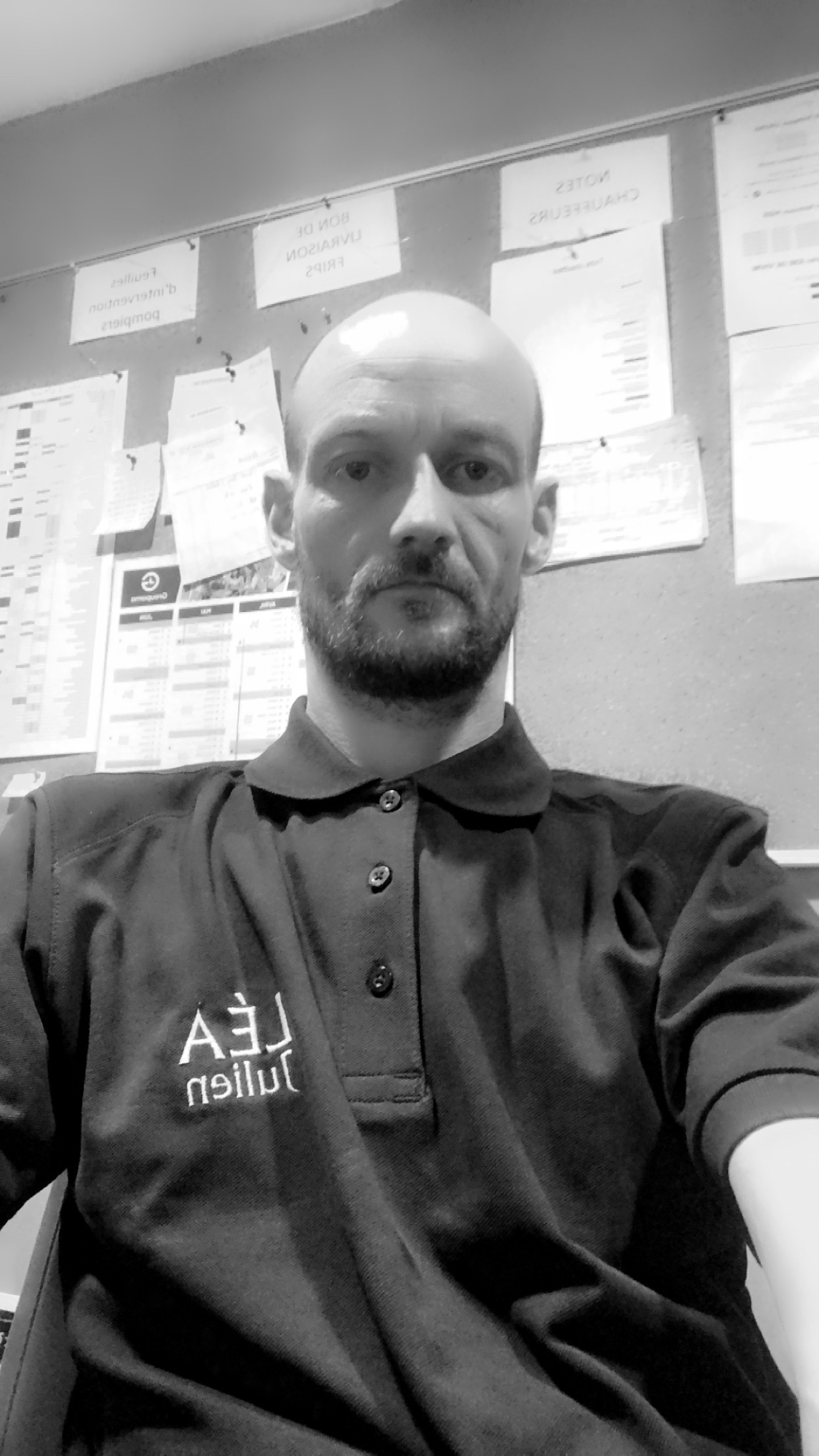 Profil de Carmelien, 34 ans, Cruising gay à Oschwand