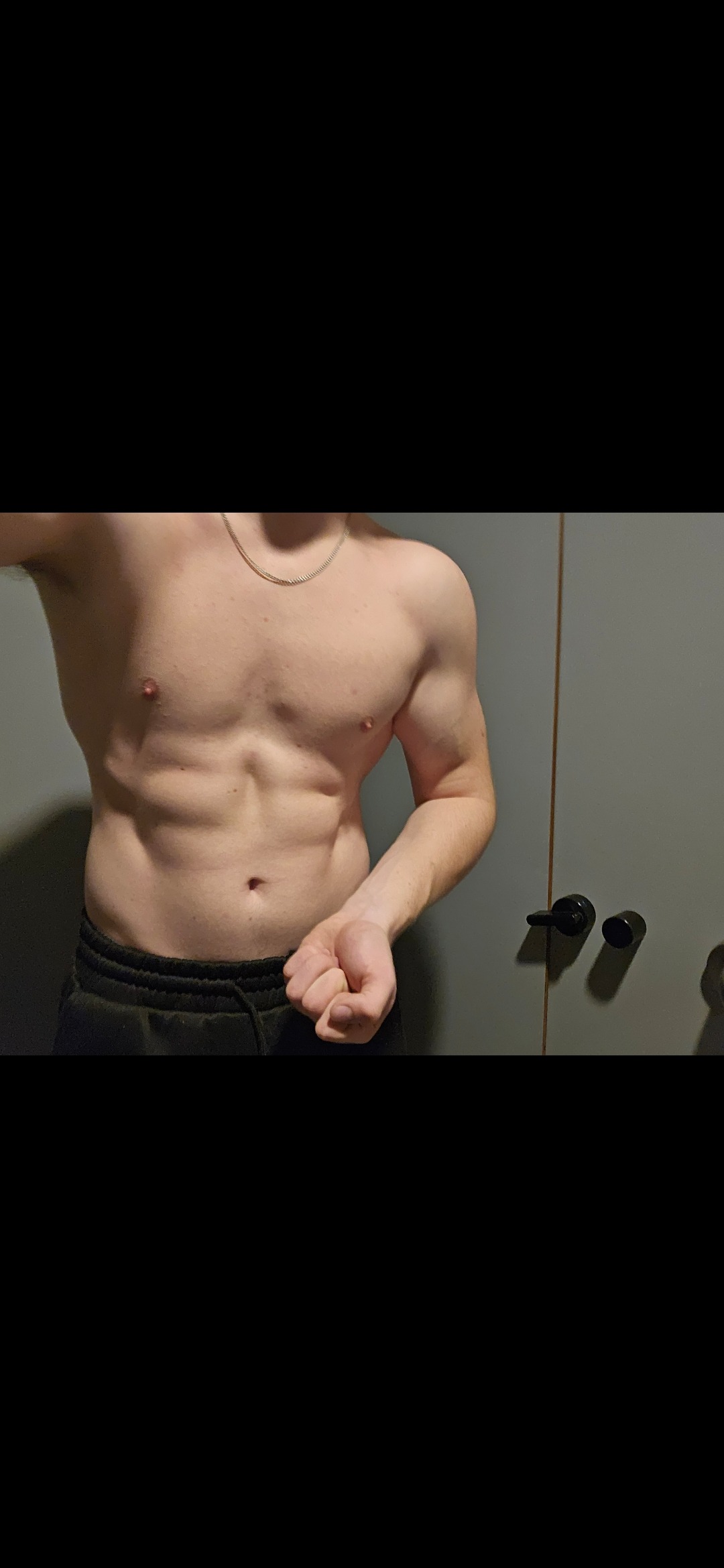 Profil de Sabeur, 20 ans, Cruising gay à Les Clées