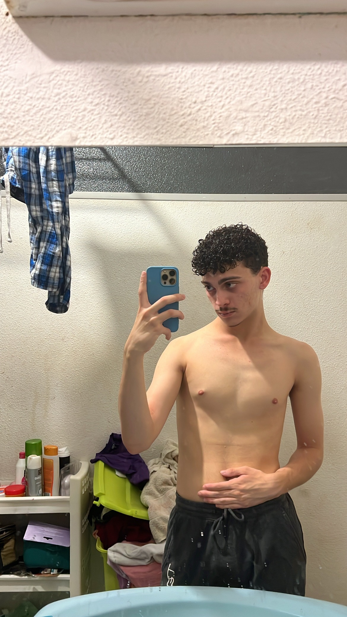 Profil de Ramadan, 20 ans, Cruising gay à Vilars NE