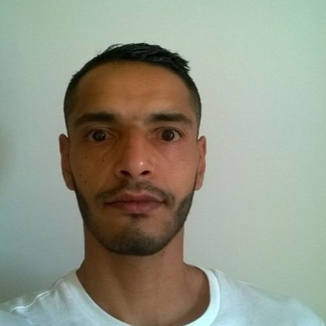 Profil de Djemy, 36 ans, Cruising gay à Ermatingen