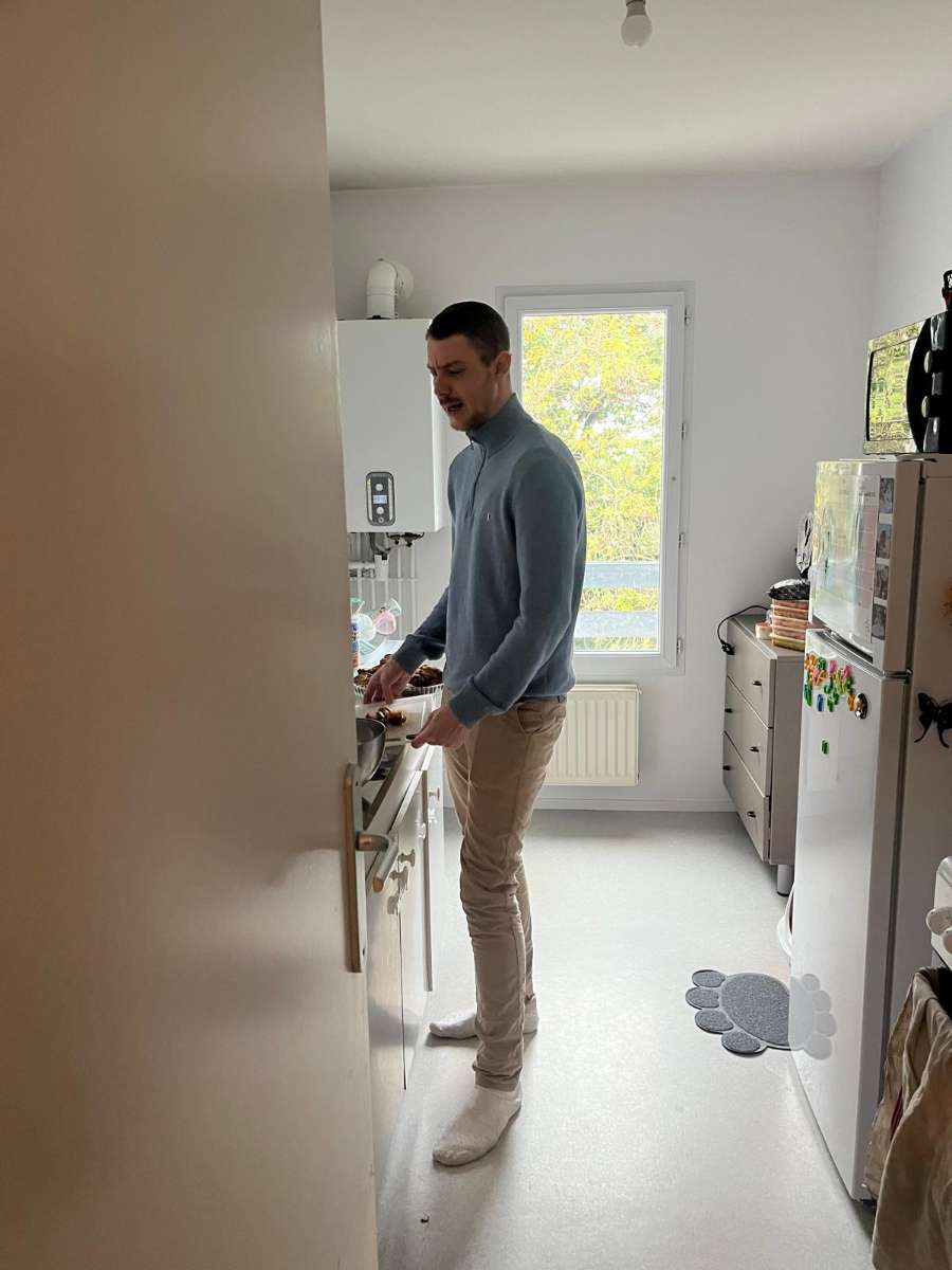 Profil de Benyamin, 32 ans, Cruising gay à Bargen BE