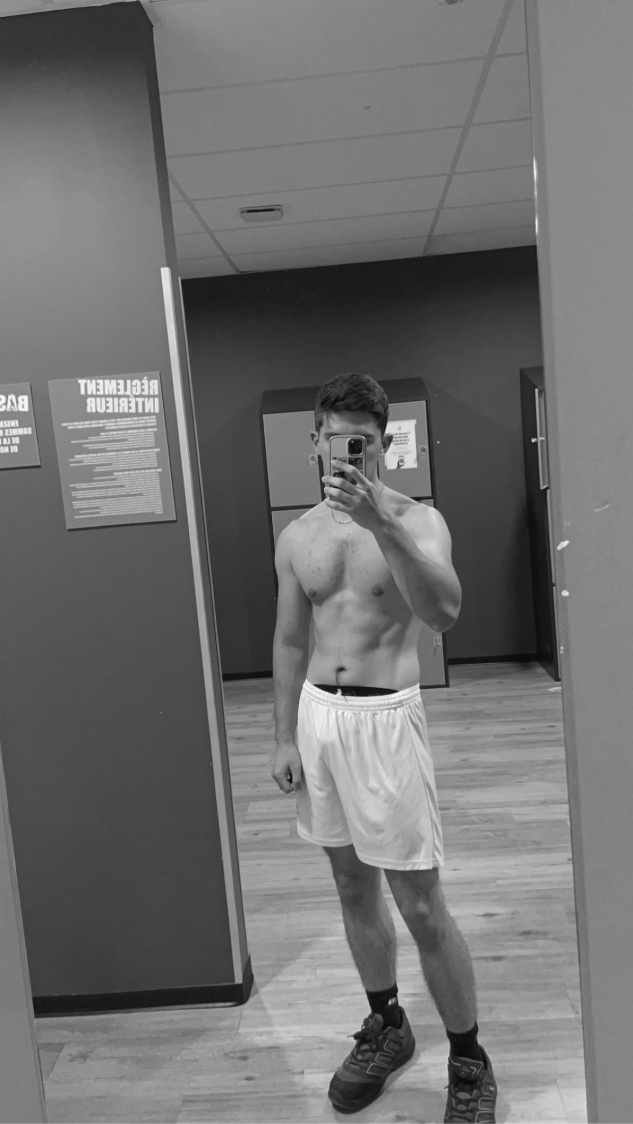 Profil de Yoanne, 24 ans, Cruising gay à Innerferrera