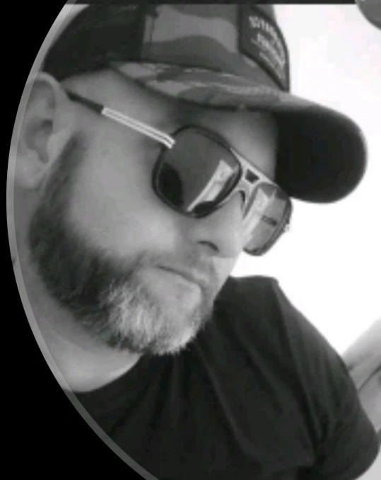 Profil de Yanel, 39 ans, Cruising gay à Obstalden