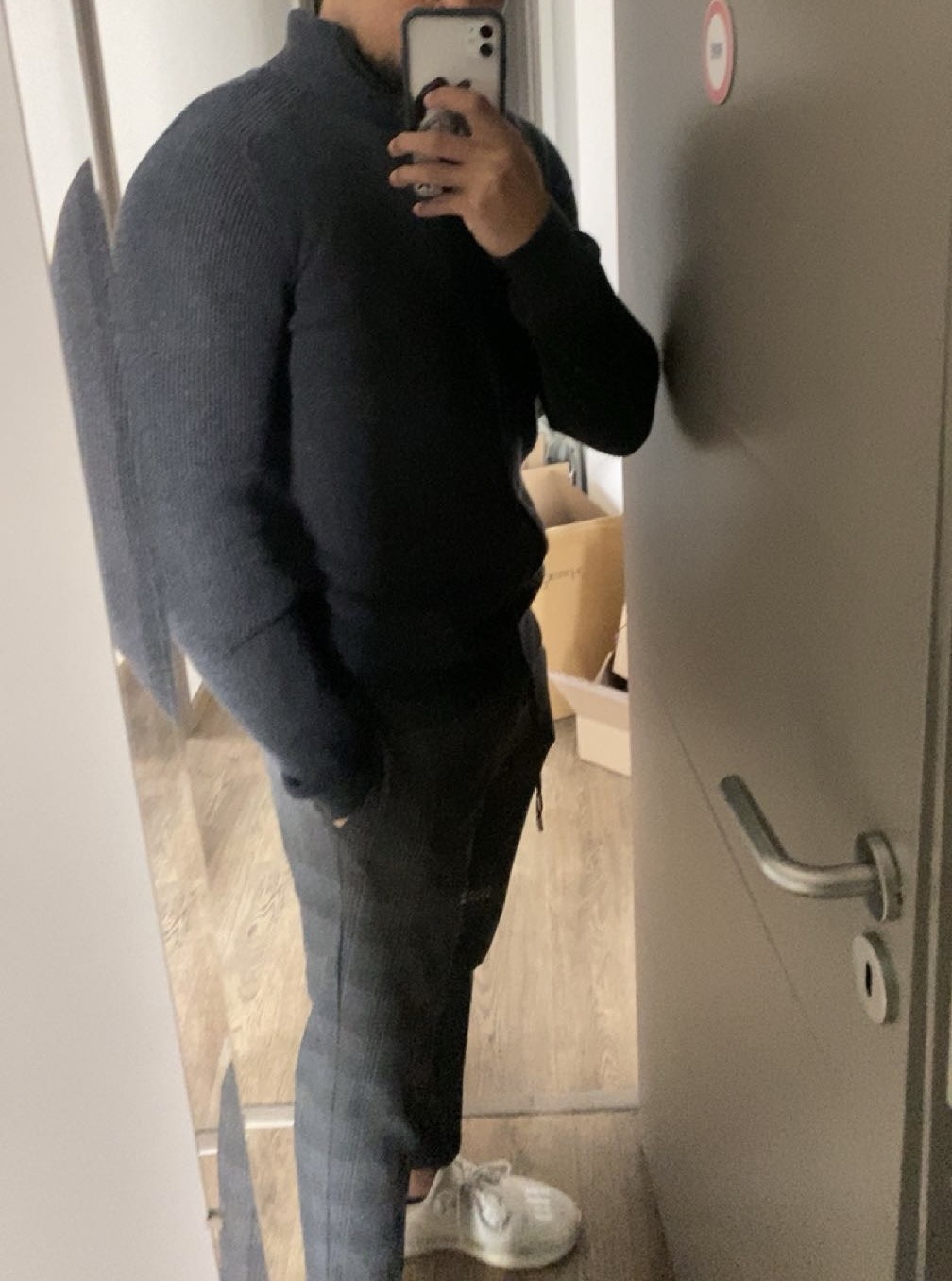 Profil de Omael, 22 ans, Cruising gay à Fällanden