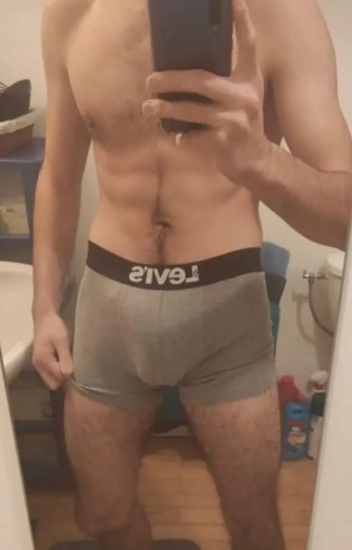 Profil de Thibault, 36 ans, Cruising gay à Fretereules