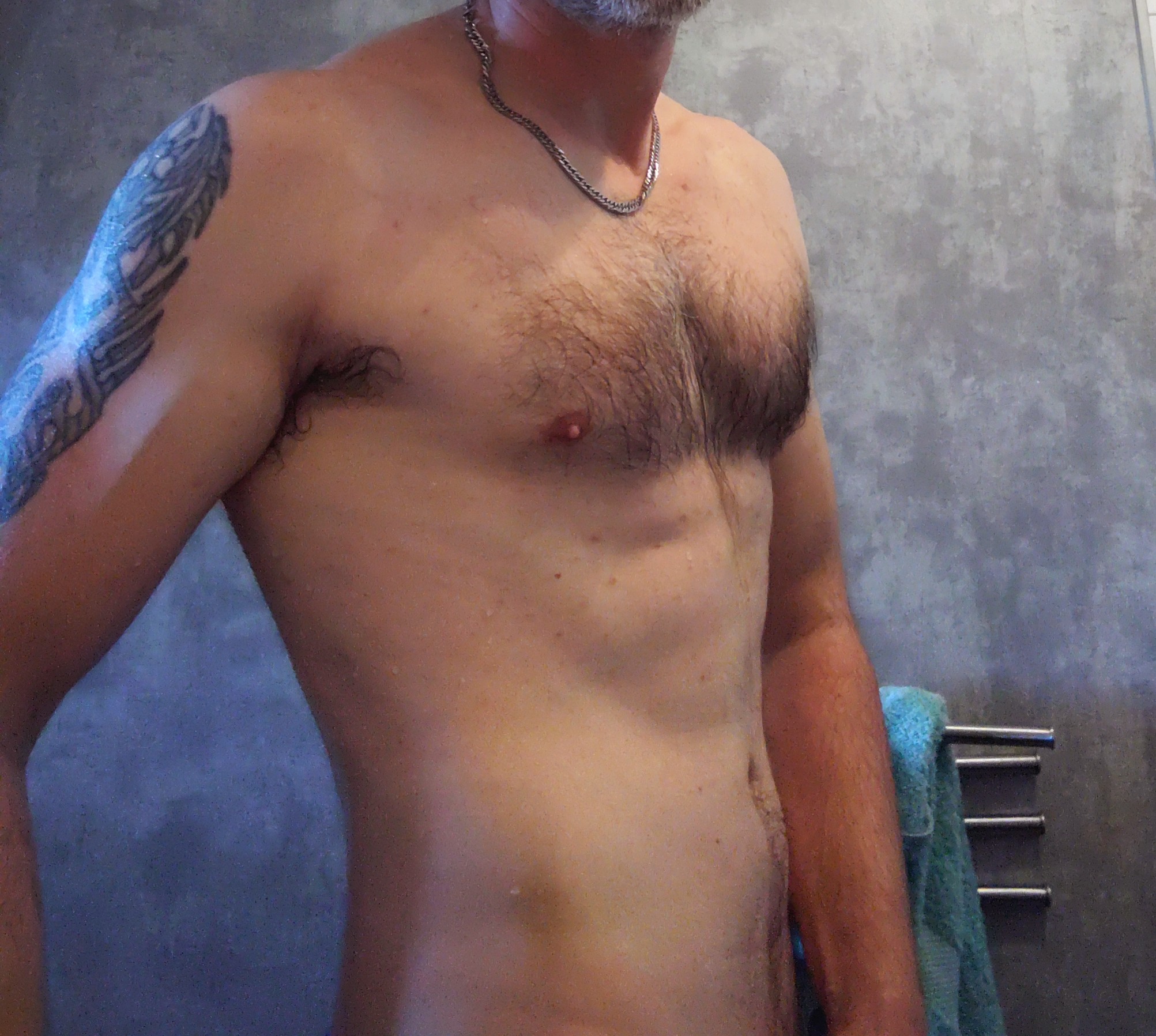 Profil de Joannic, 36 ans, Cruising gay à Gelfingen