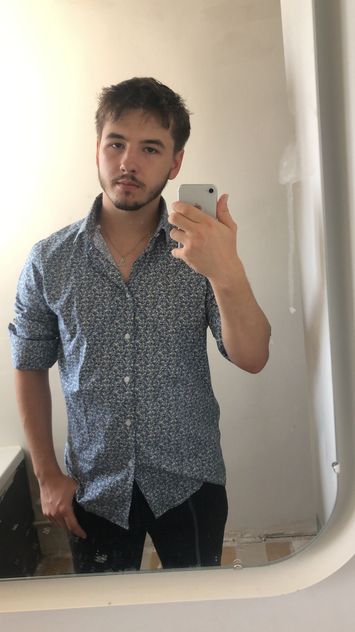 Profil de Camel, 19 ans, Cruising gay à Oberramsern