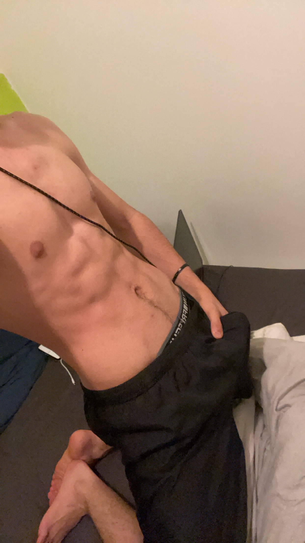 Profil de Malal, 20 ans, Cruising gay à Vaugondry