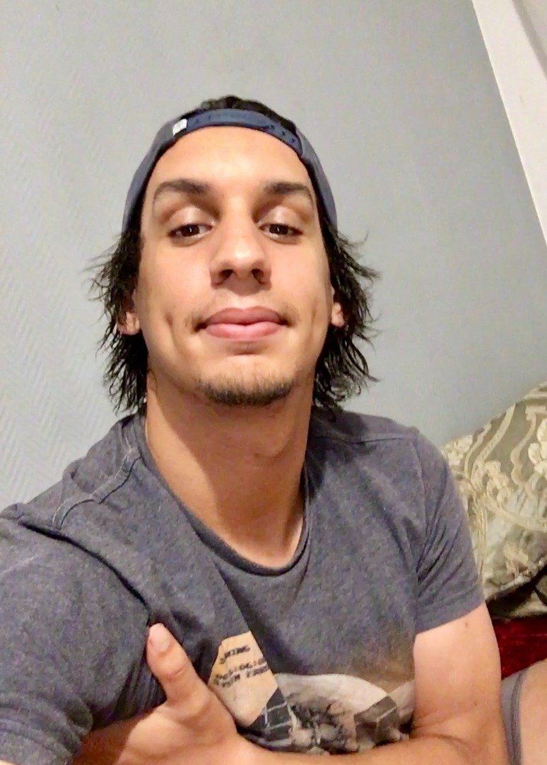 Profil de Barnabé, 31 ans, Cruising gay à Kaiseraugst