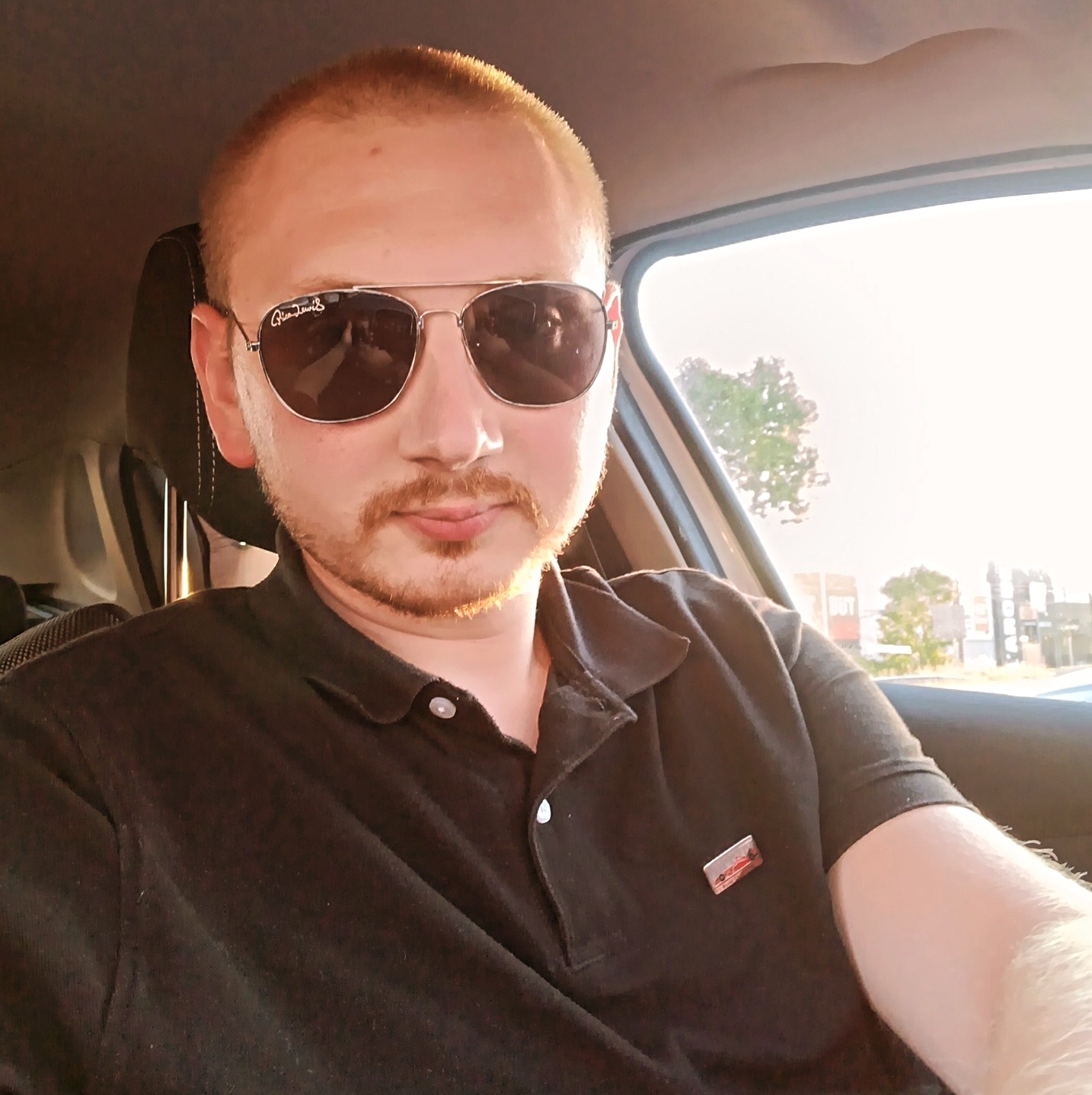 Profil de Najeh, 27 ans, Cruising gay à Ottoberg