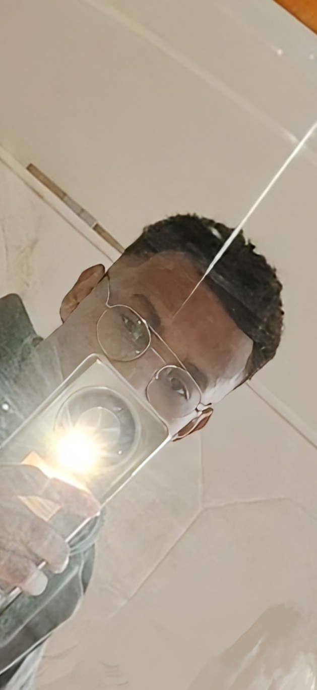 Profil de Mehmed, 24 ans, Cruising gay à Sugnens