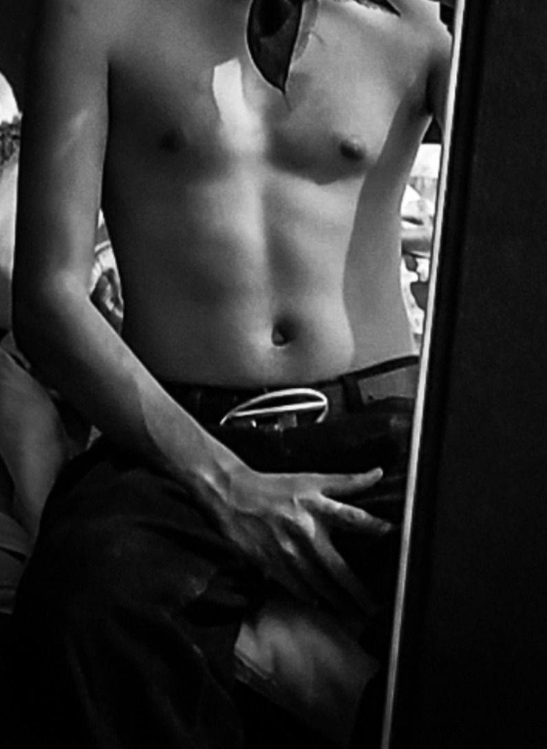 Profil de Esmael, 19 ans, Cruising gay à Lüen