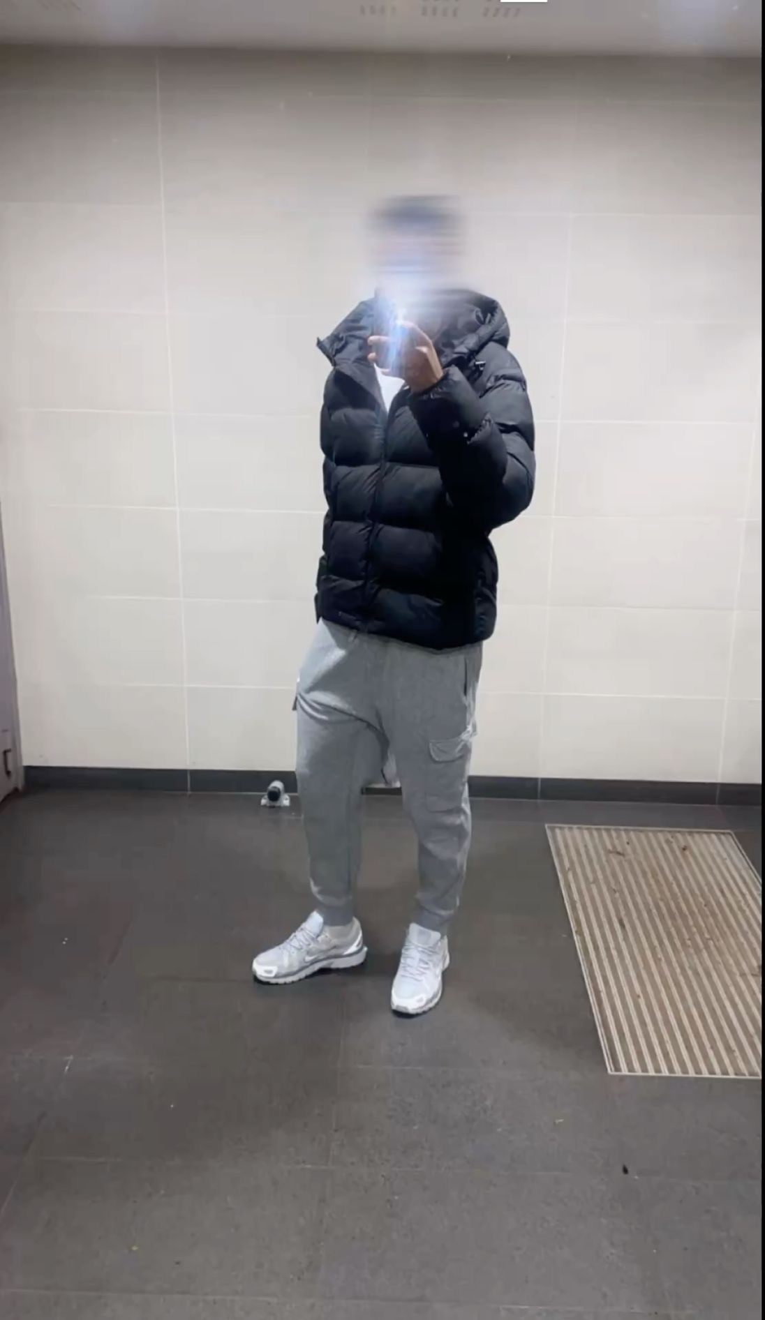 Profil de Hamine, 21 ans, Cruising gay à Volken