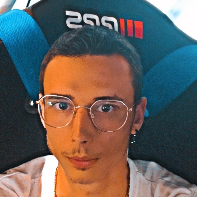 Profil de Emrys, 21 ans, Cruising gay à Kallnach